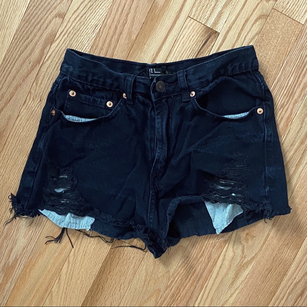 Forever 21 black high waisted jean shorts